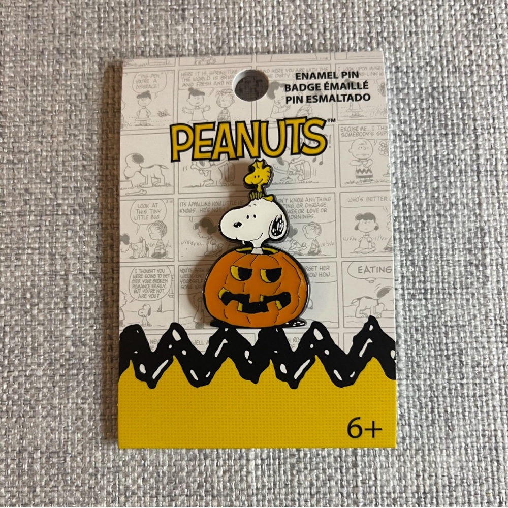 Loungefly Peanuts Snoopy & Woodstock Pumpkin Enamel Pin